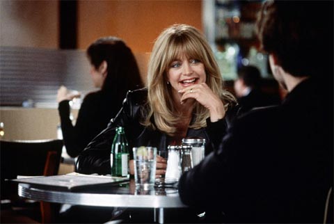 Goldie Hawn vo filme Klub odložených žien  (First Wives Club, The, 1996)
