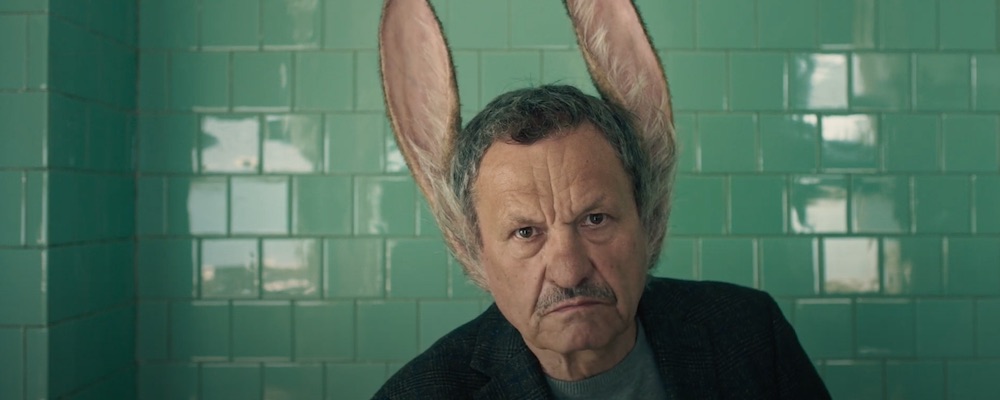 Film Muž so zajačími ušami (2020)