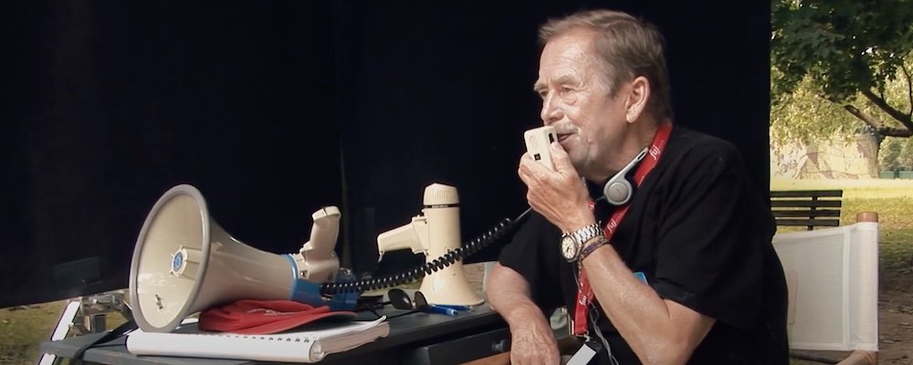 Trailer: Tady Havel, slyšíte mě? (2024)