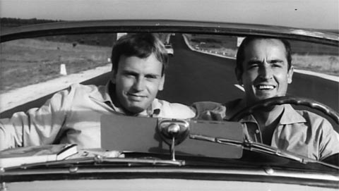 Vittorio Gassman a Jean Louis Trintignant vo filme Sviatočná vychádzka (Il Sorpasso, 1962)